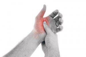 thumb pain